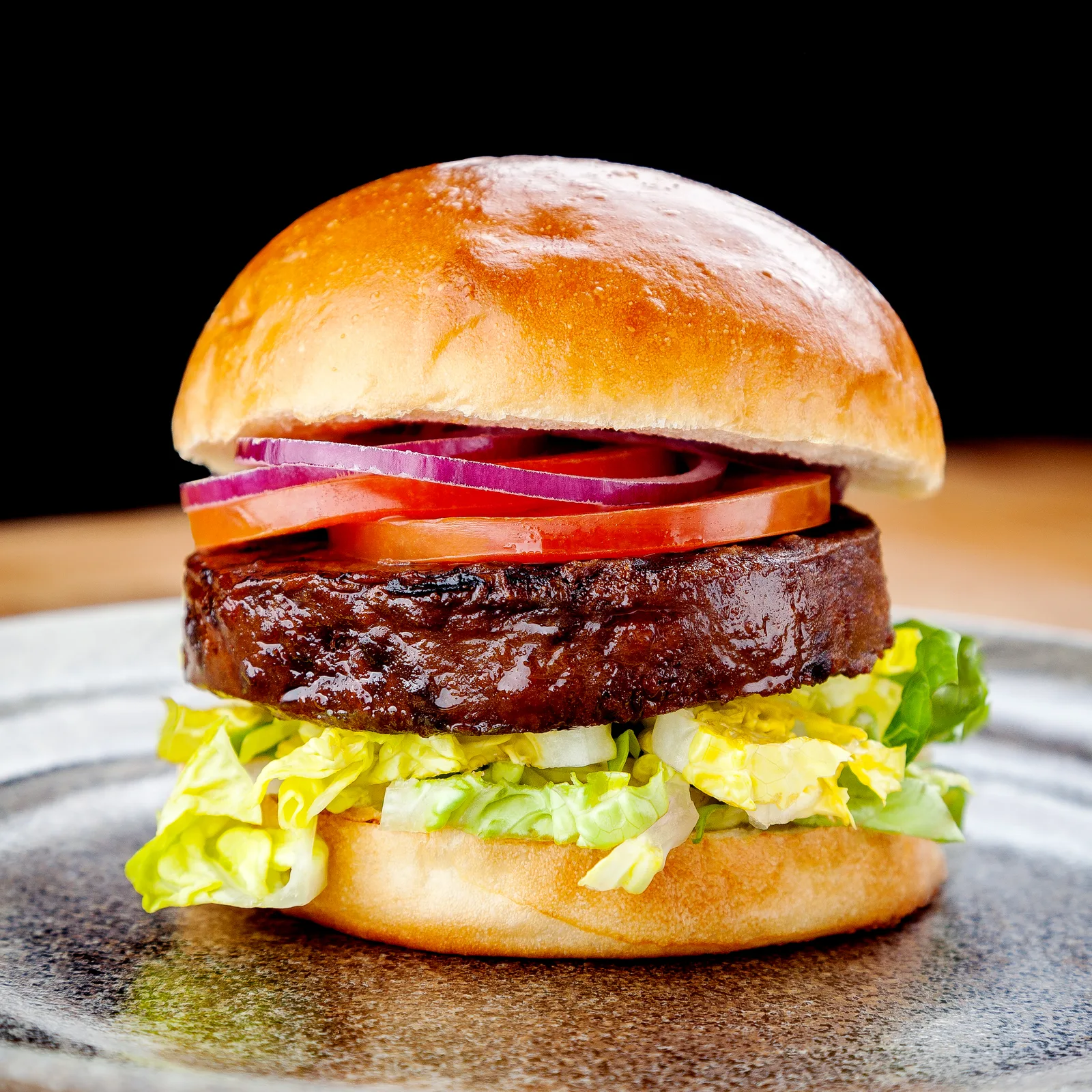 Hotely – Goody Foody (07) | Industry Photo