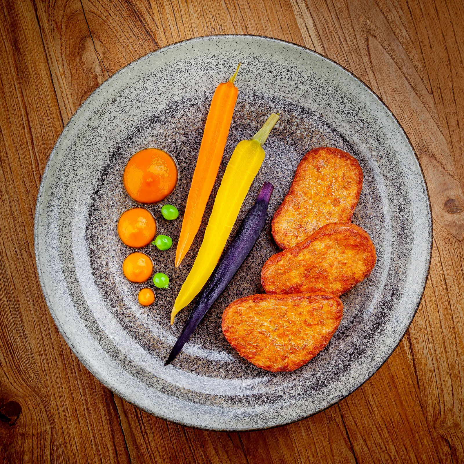 Hotely – Goody Foody (10) | Industry Photo