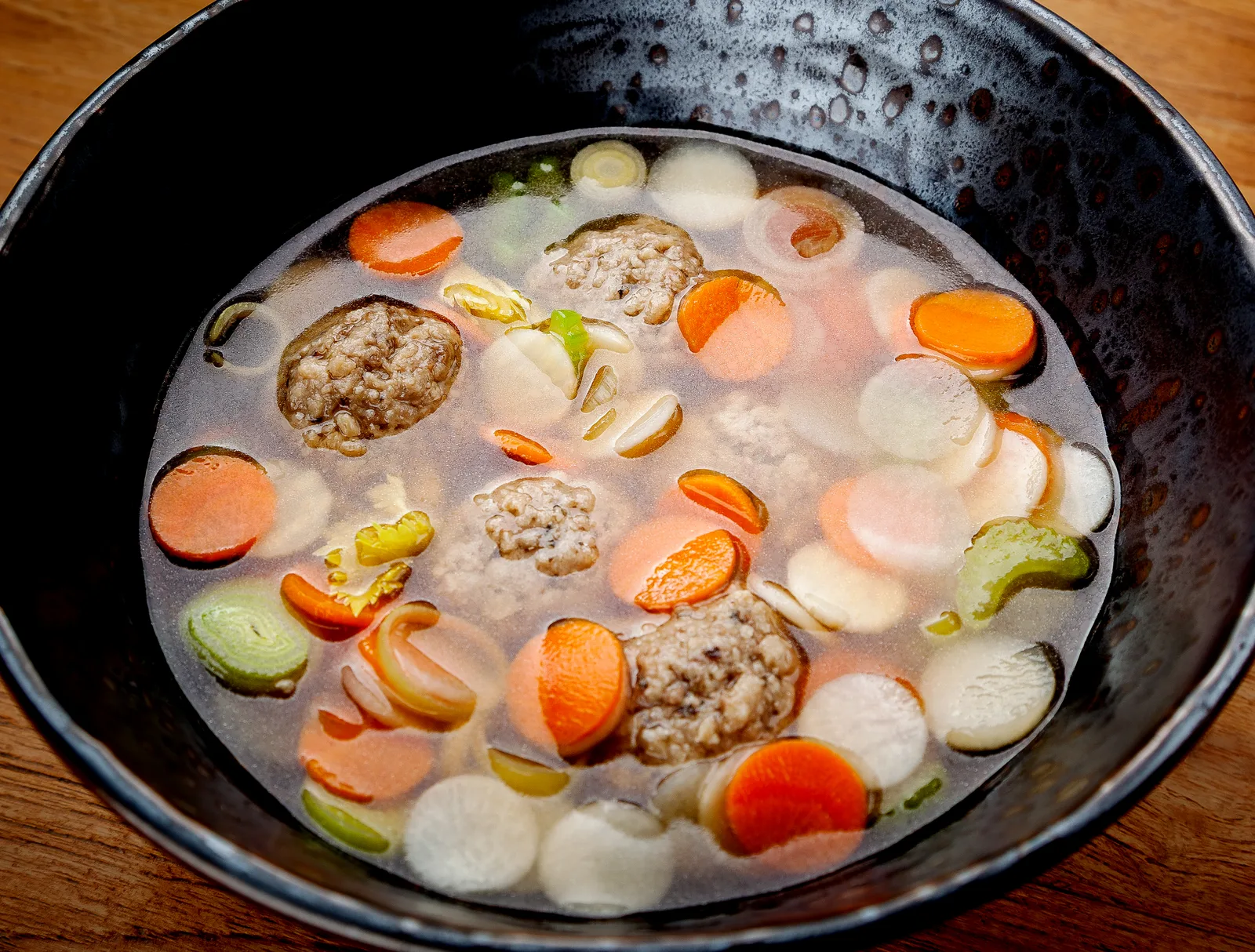 Hotely – Goody Foody (11) | Industry Photo