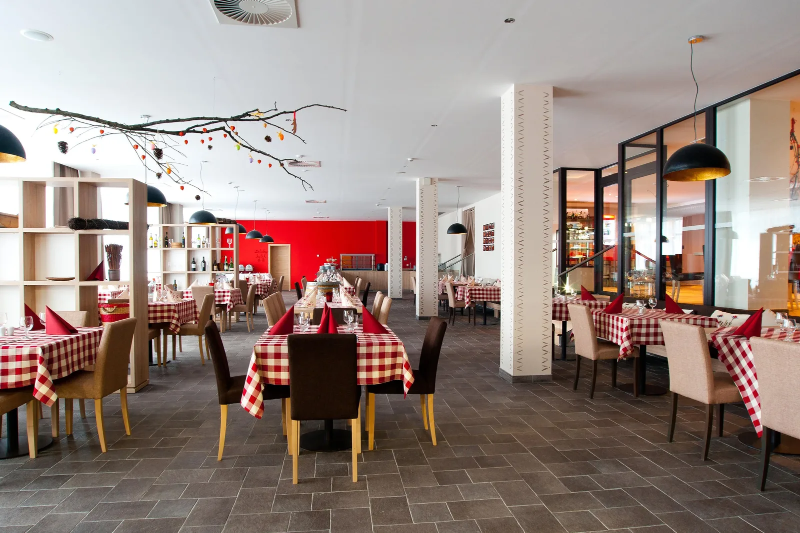 Hotely – Hotel Salamandra (02) | Industry Photo
