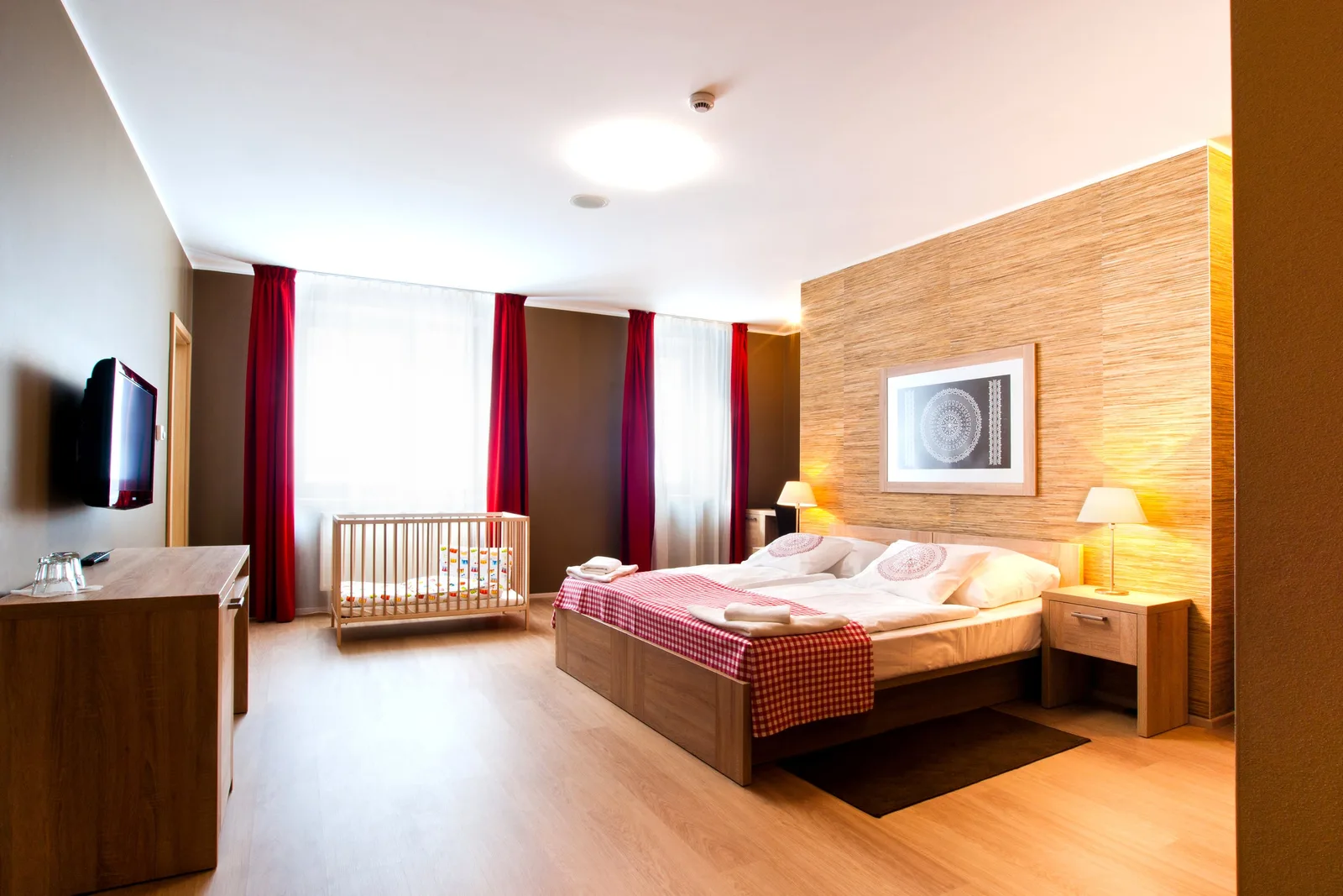 Hotely – Hotel Salamandra (07) | Industry Photo