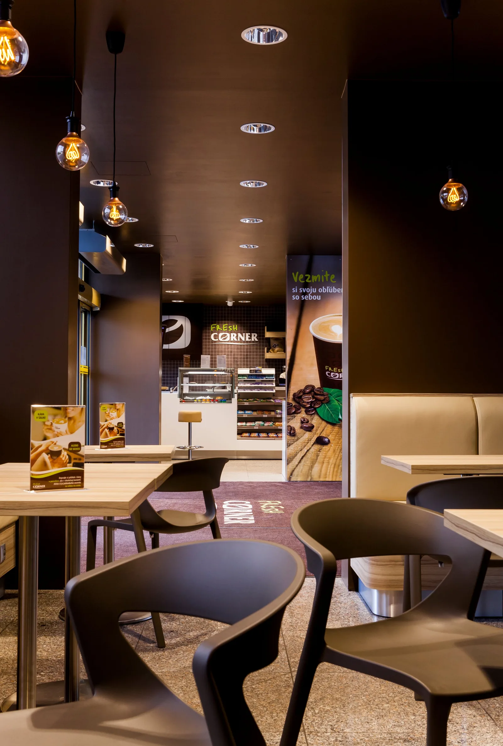Iné – Fresh Corner — moderný retail (14) | Industry Photo