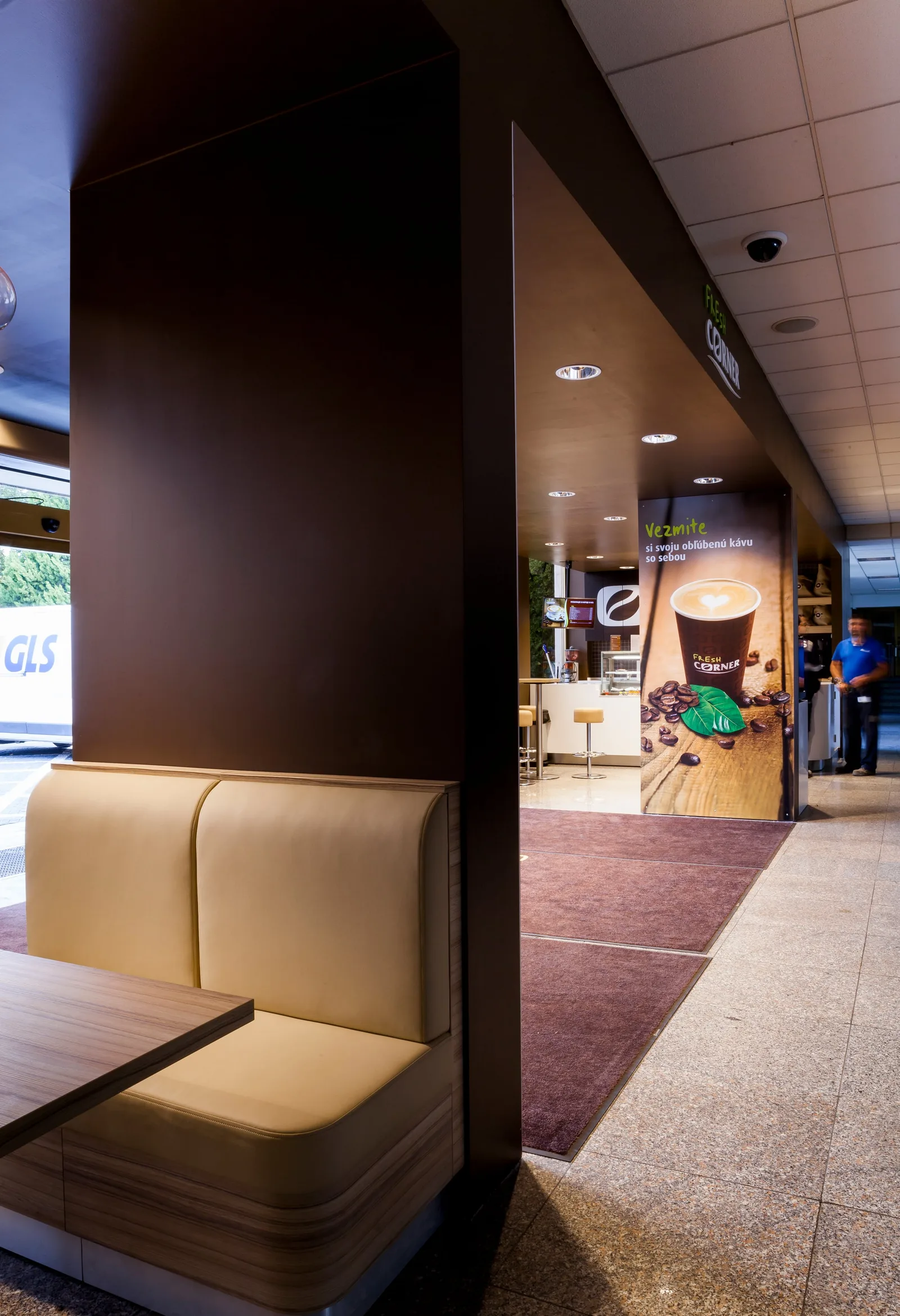 Iné – Fresh Corner — moderný retail (17) | Industry Photo