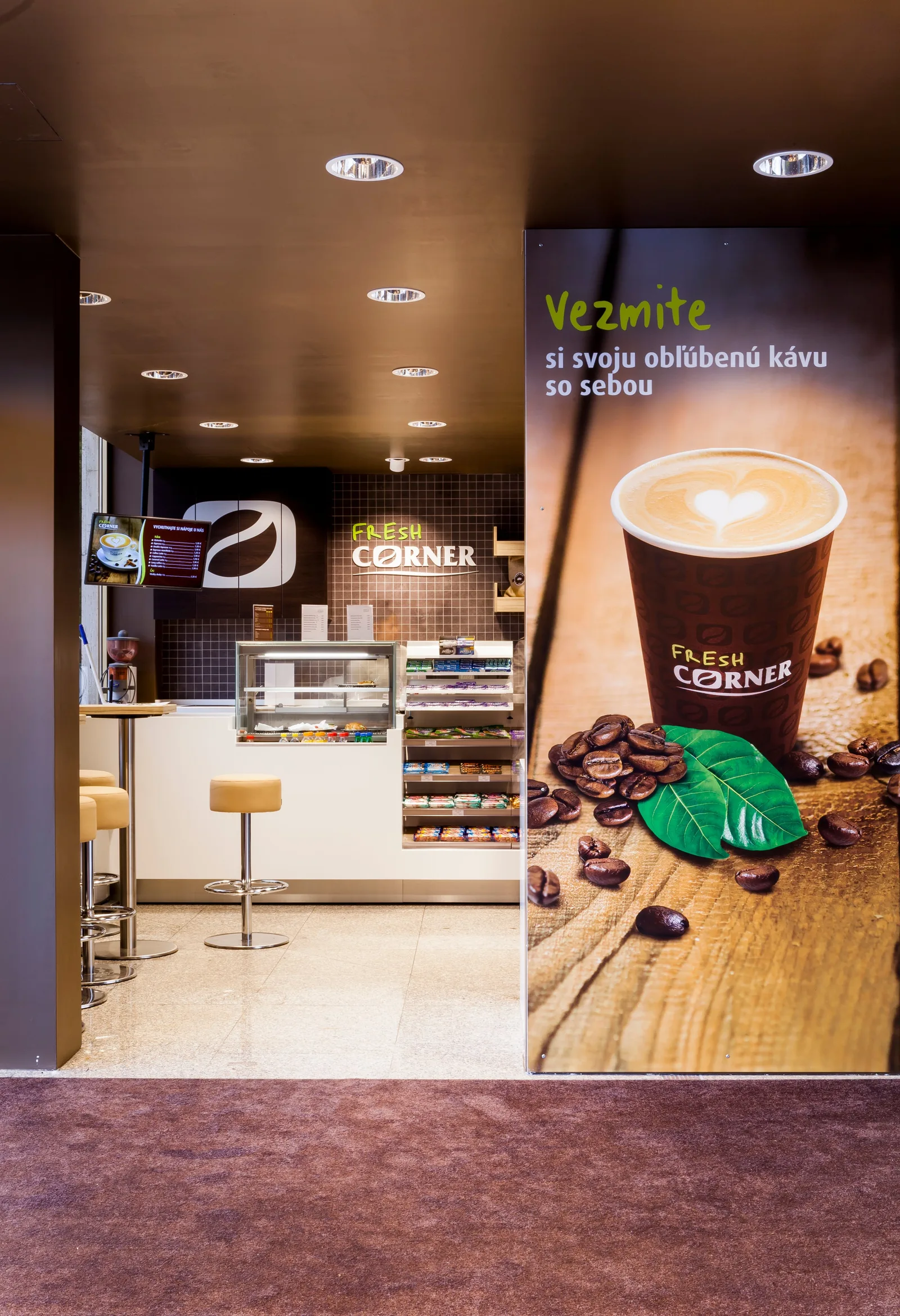 Iné – Fresh Corner — moderný retail (18) | Industry Photo