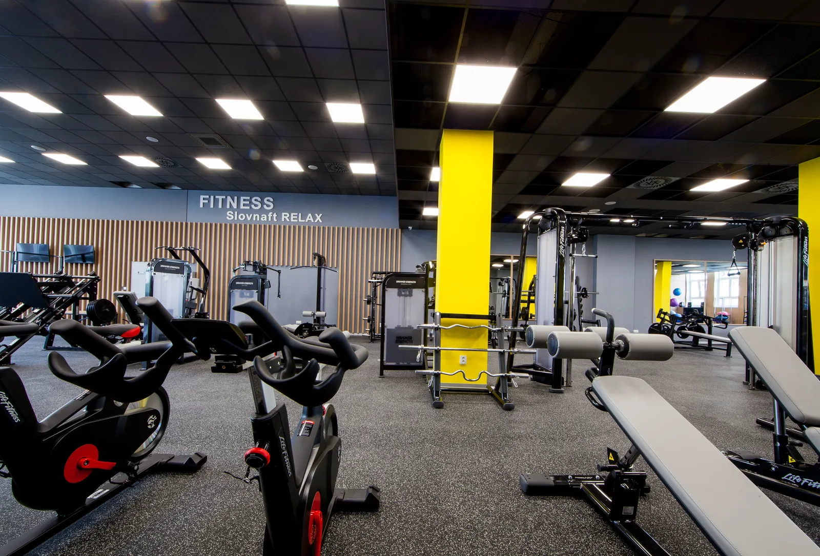Iné – Slovnaft Relax Center — priestor na oddych (31) | Industry Photo