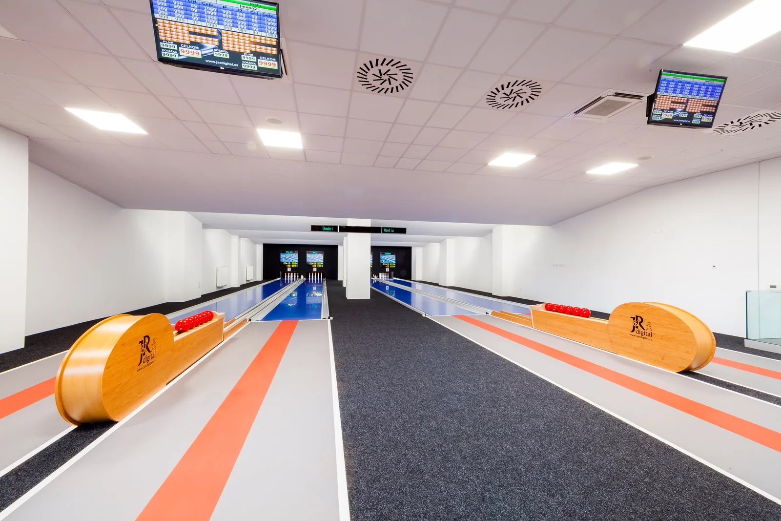 Iné – Slovnaft Relax Center — priestor na oddych (36) | Industry Photo