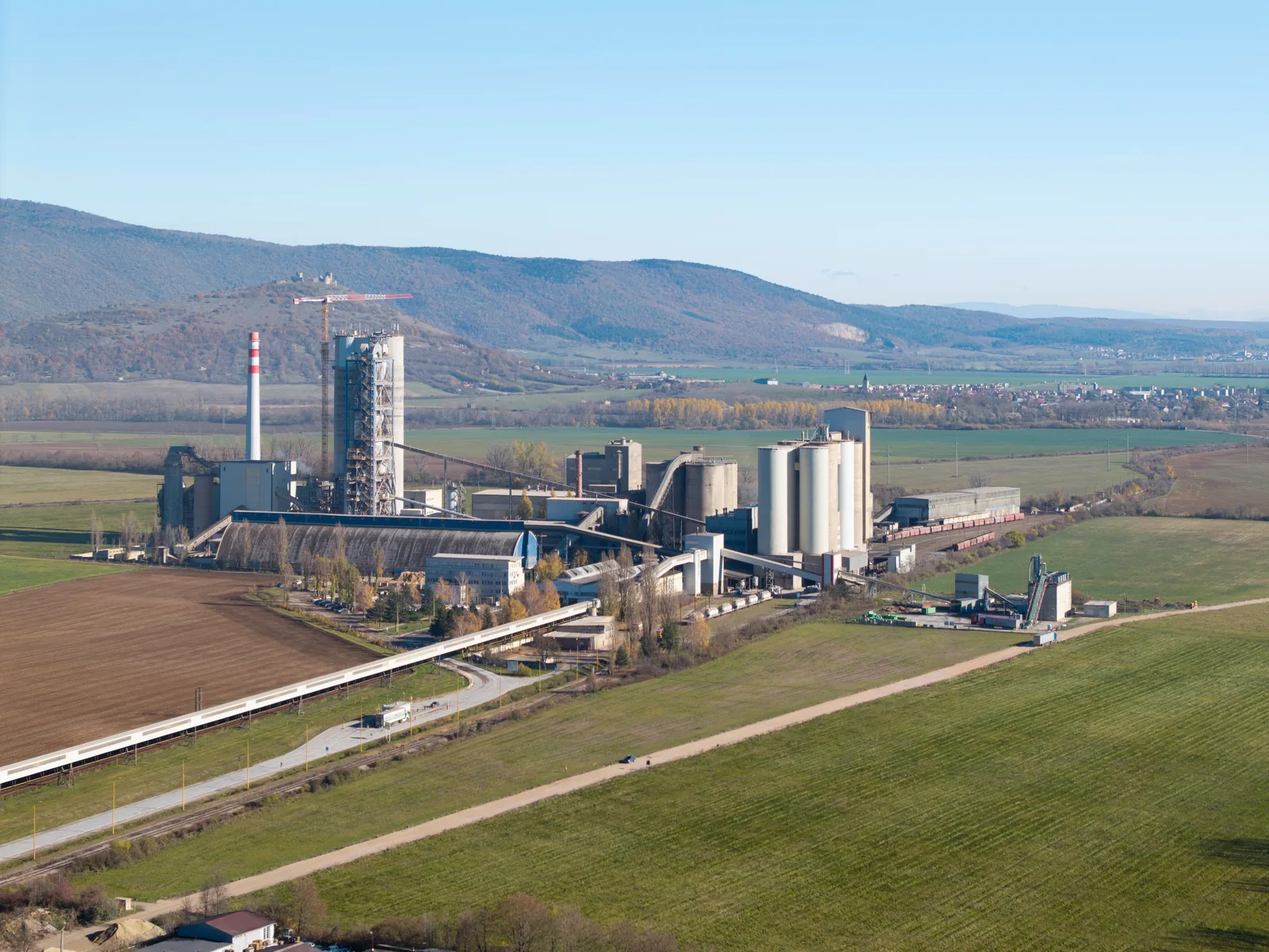 Letecká fotografia – DANUCEM cementáreň Turňa nad Bodvou (03) | Industry Photo