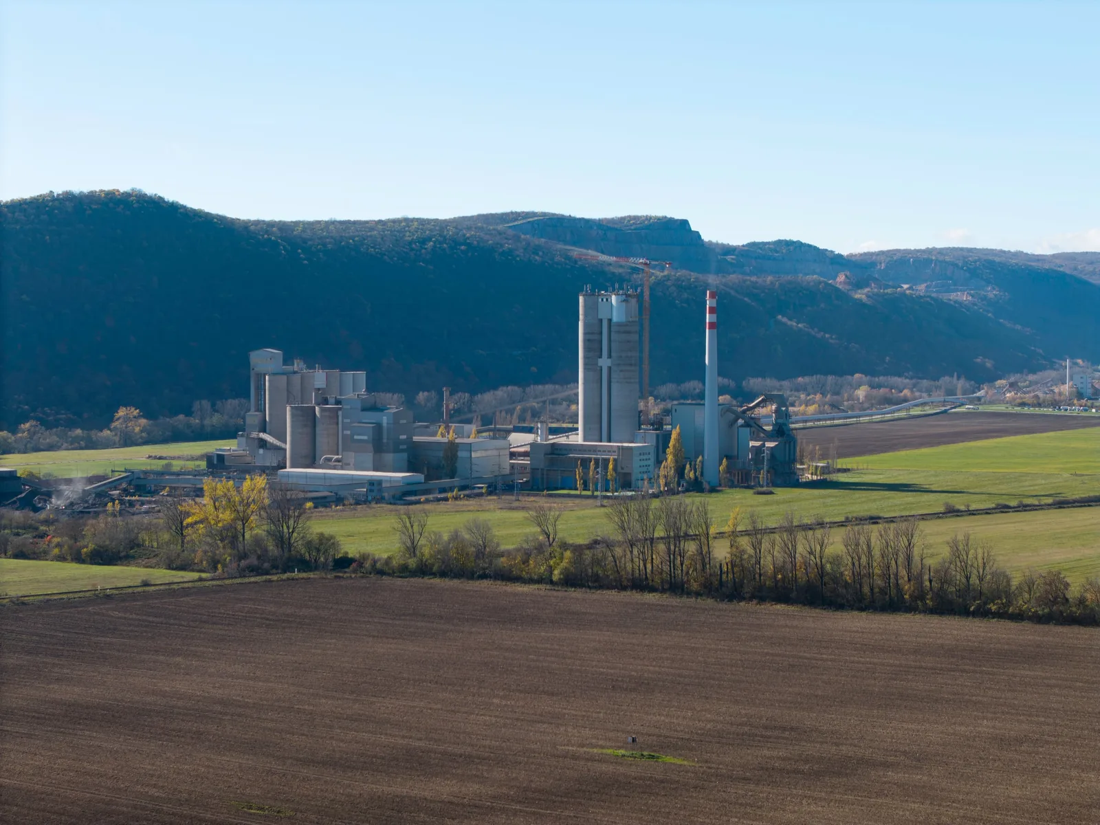 Letecká fotografia – DANUCEM cementáreň Turňa nad Bodvou (07) | Industry Photo