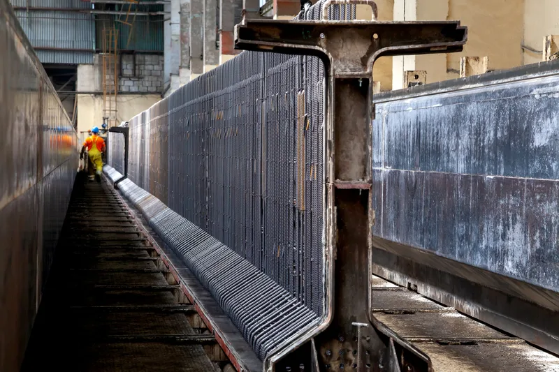 Výroba – Ferrobeton — kde betón berie tvar (01) | Industry Photo