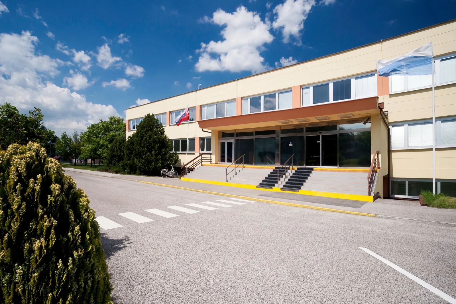 Výroba – Saneca Pharmaceuticals (09) | Industry Photo