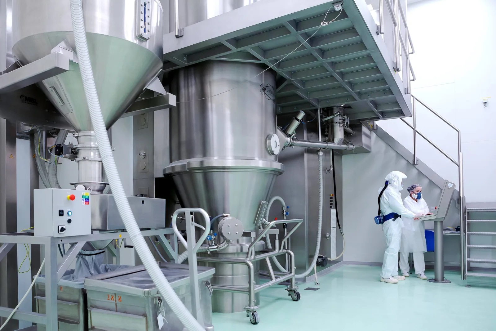 Výroba – Saneca Pharmaceuticals (11) | Industry Photo